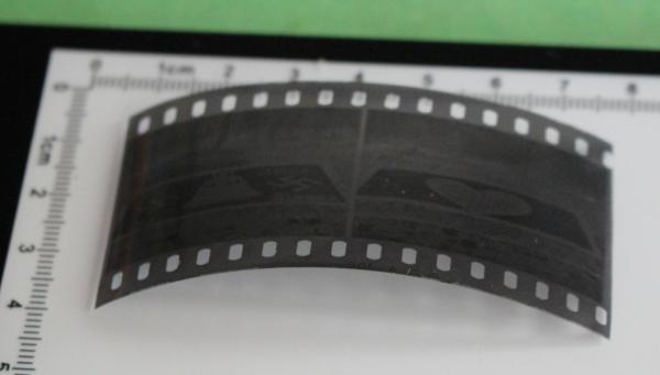 zwei alte Negativbilder -  Steinbilder ? Sandbilder ? 1944 - Weihnachten und Glocke